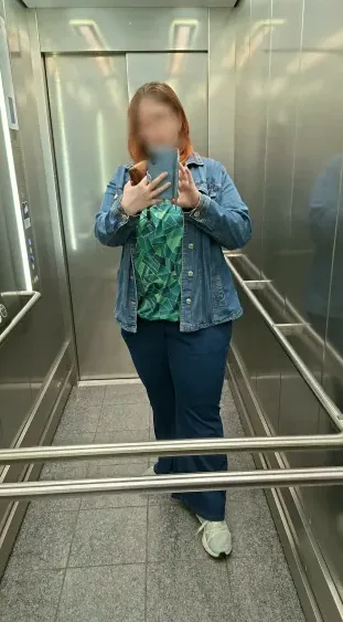 Juliane, 40