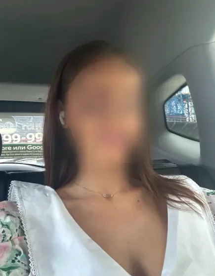 Lena, 35