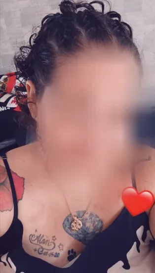 Lena, 40