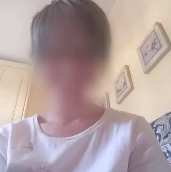 Lucia, 34
