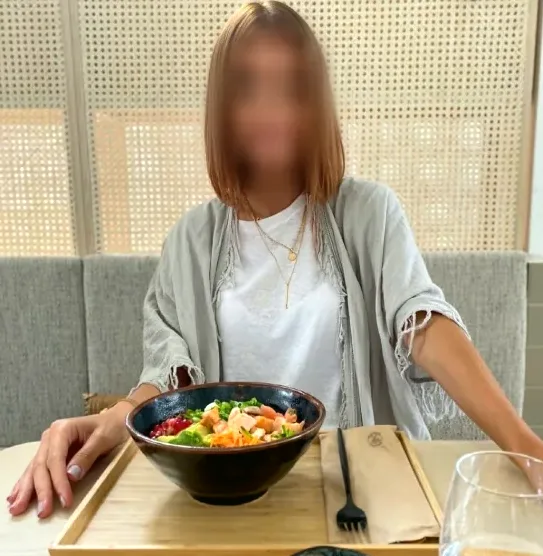Zeynep, 37